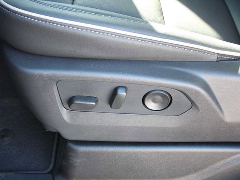 New 2026 GMC Yukon Elevation image 26