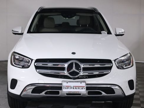 Used 2020 Mercedes-Benz GLC 300 4MATIC image 2