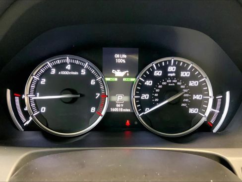 Used 2018 Acura TLX image 25