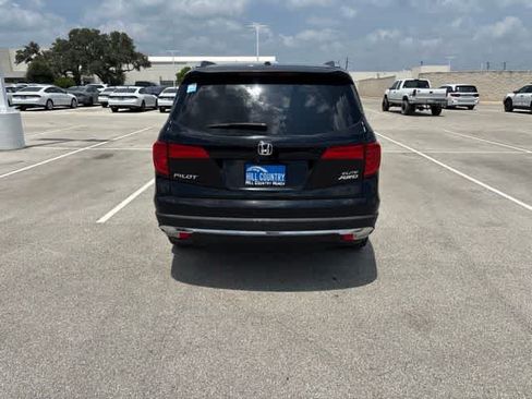 Used 2018 Honda Pilot Elite image 4