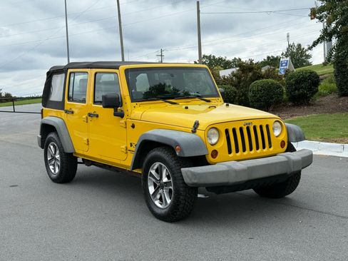 Used 2008 Jeep Wrangler Unlimited X RWD image 4