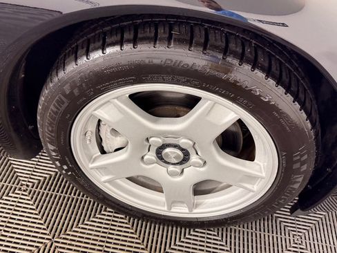 Used 1998 Chevrolet Corvette Coupe w/ Roof Pkg RWD image 16
