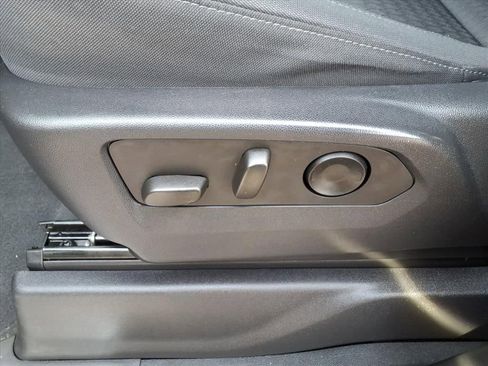 Certified 2023 Chevrolet Silverado 1500 LT image 12