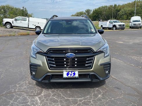 Used 2025 Subaru Ascent Onyx Edition AWD/4WD image 8