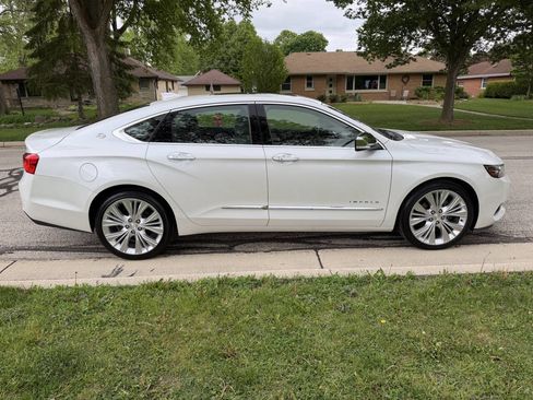 Used 2017 Chevrolet Impala Premier w/ Enhanced Convenience Package FWD image 6