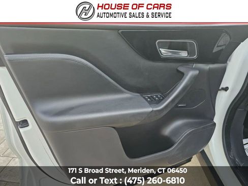 Used 2018 Jaguar F-PACE Premium AWD/4WD image 51