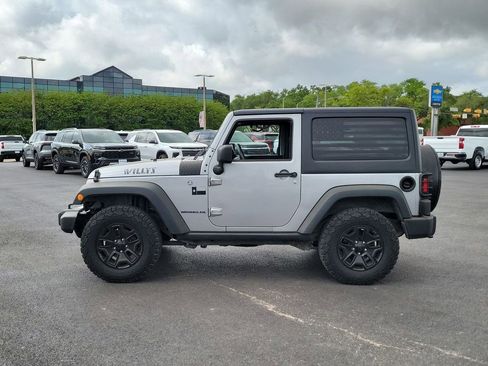 Used 2016 Jeep Wrangler Sport image 3