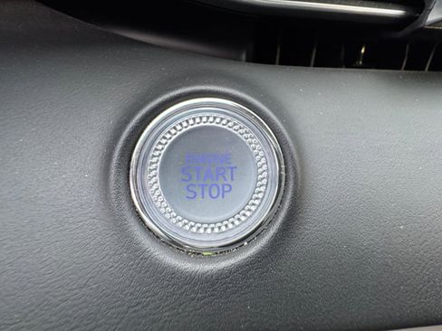 Used 2023 Genesis GV70 2.5T image 30