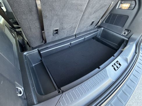 Used 2025 Ford Explorer Active w/ Active Comfort Package image 25