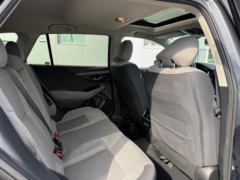 Used 2022 Subaru Outback Premium AWD/4WD image 11