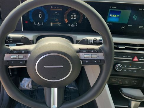 New 2026 Hyundai Tucson SE image 21