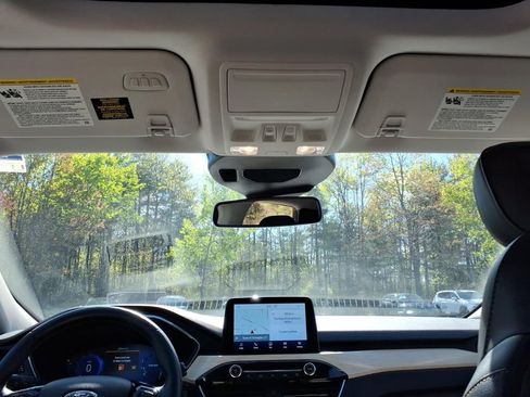Used 2022 Ford Escape Titanium w/ Titanium Elite Package AWD/4WD image 20