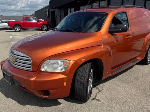 Used 2008 Chevrolet HHR LS FWD image 5