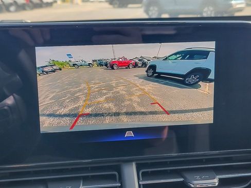 New 2026 Chevrolet Trax RS w/ Sunroof Package image 15