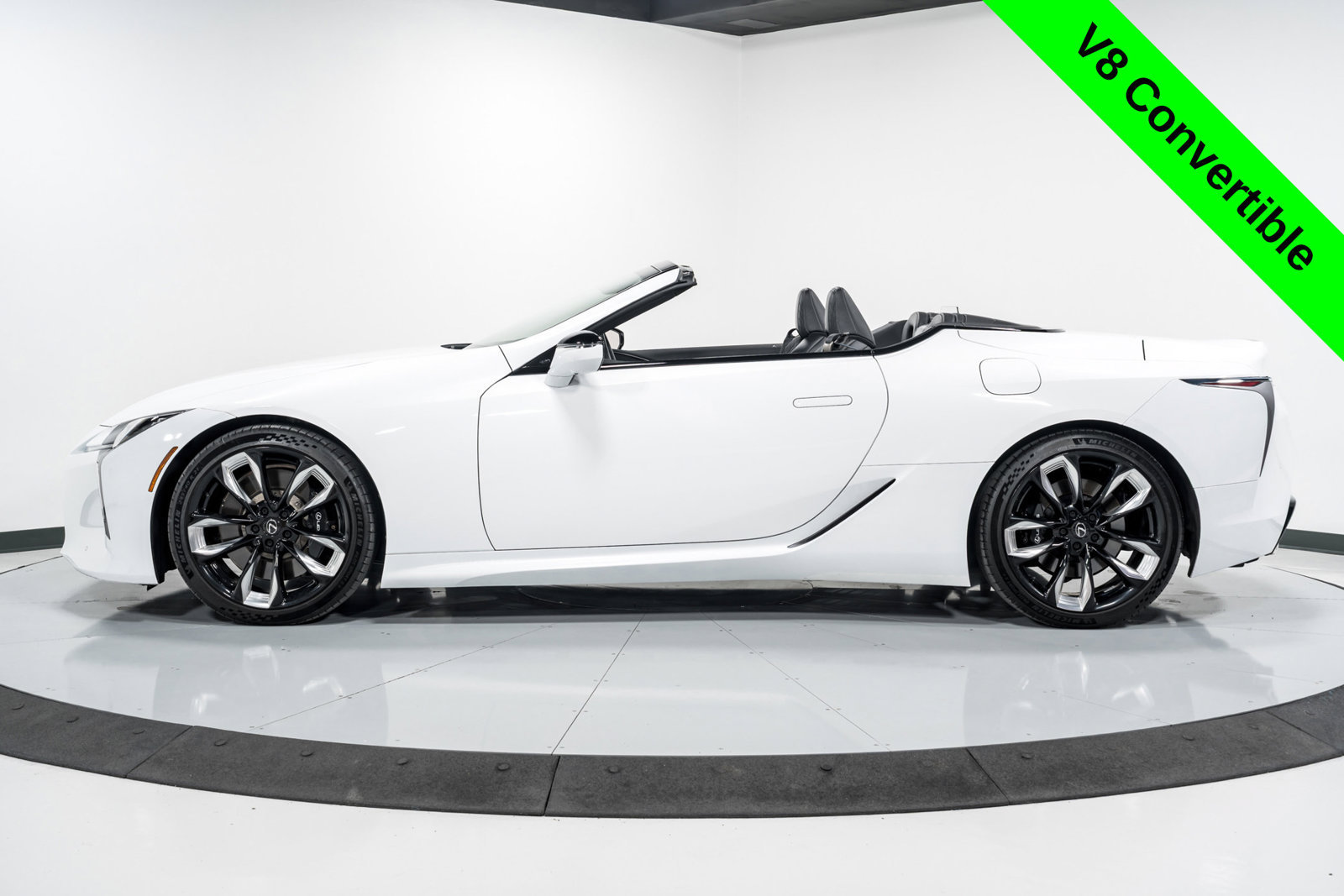 Used 2024 Lexus LC 500 Convertible w/ Touring Package RWD image 6
