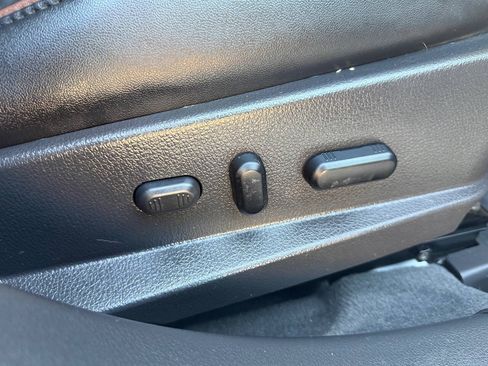 Used 2012 Lincoln MKZ Hybrid FWD image 18