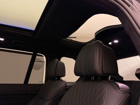 Used 2026 BMW X7 M60i AWD/4WD image 29