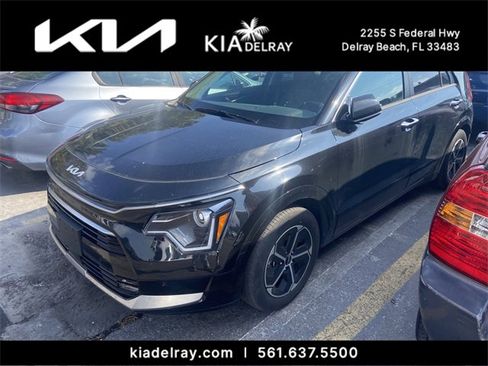 Used 2023 Kia Niro SX image 1
