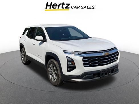 Used 2025 Chevrolet Equinox LT image 1