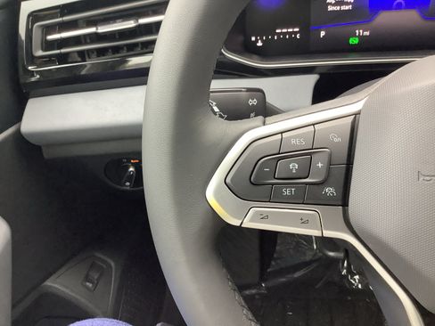 New 2026 Volkswagen Jetta SE FWD image 27