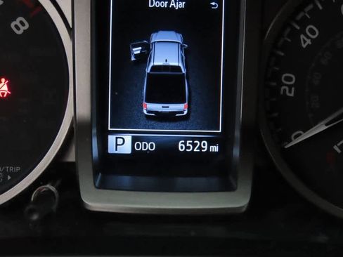 Used 2023 Toyota Tacoma SR5 image 26