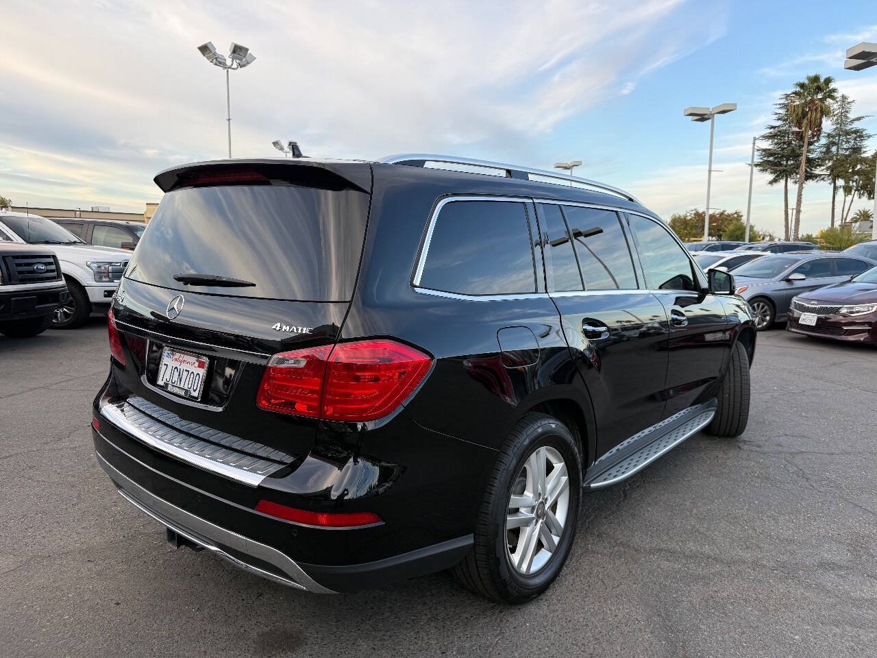 Used 2015 Mercedes-Benz GL 450 4MATIC image 33