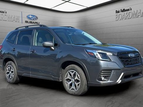 Used 2024 Subaru Forester Premium AWD/4WD image 1