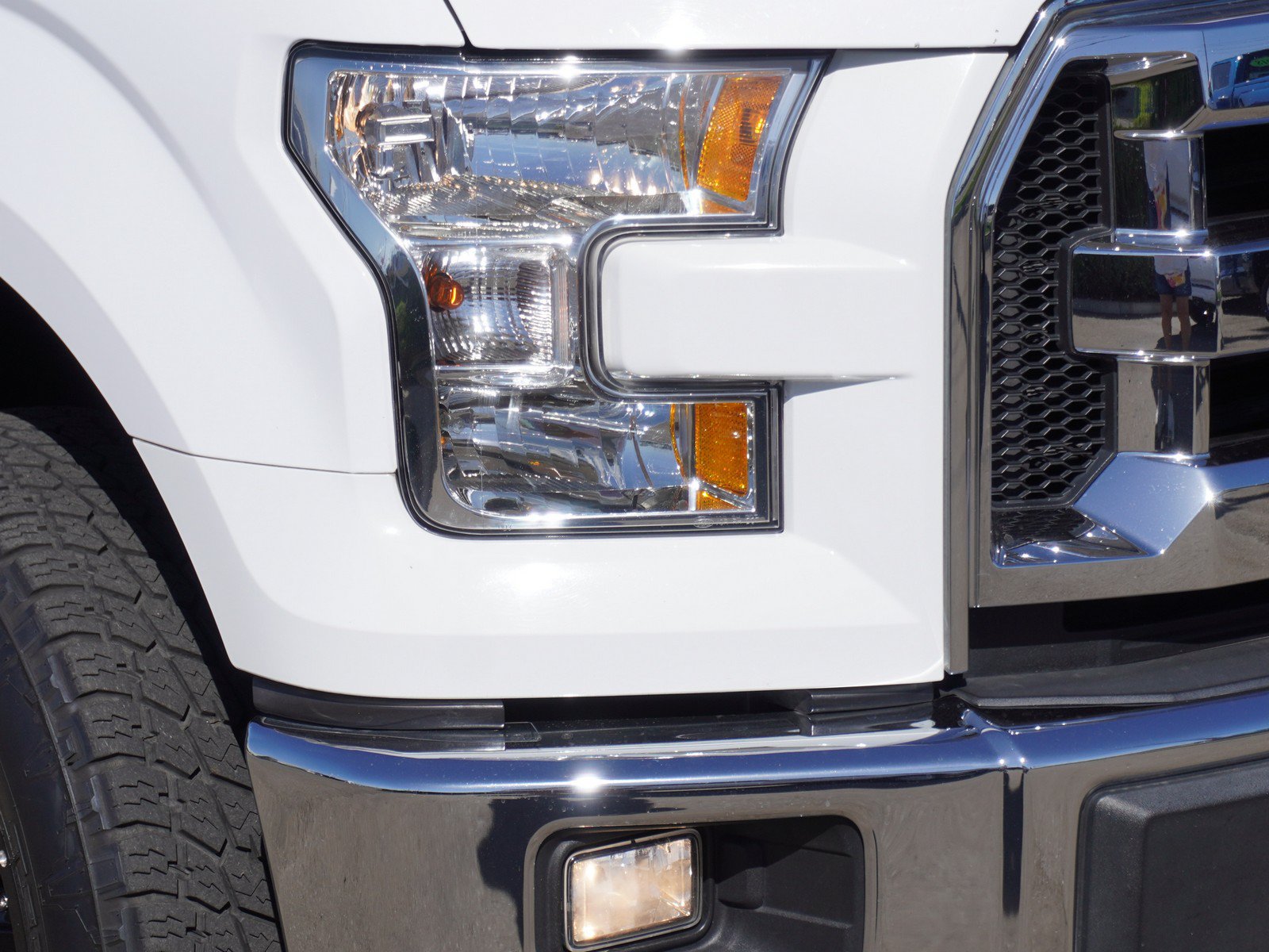 Used 2017 Ford F150 XLT RWD image 3