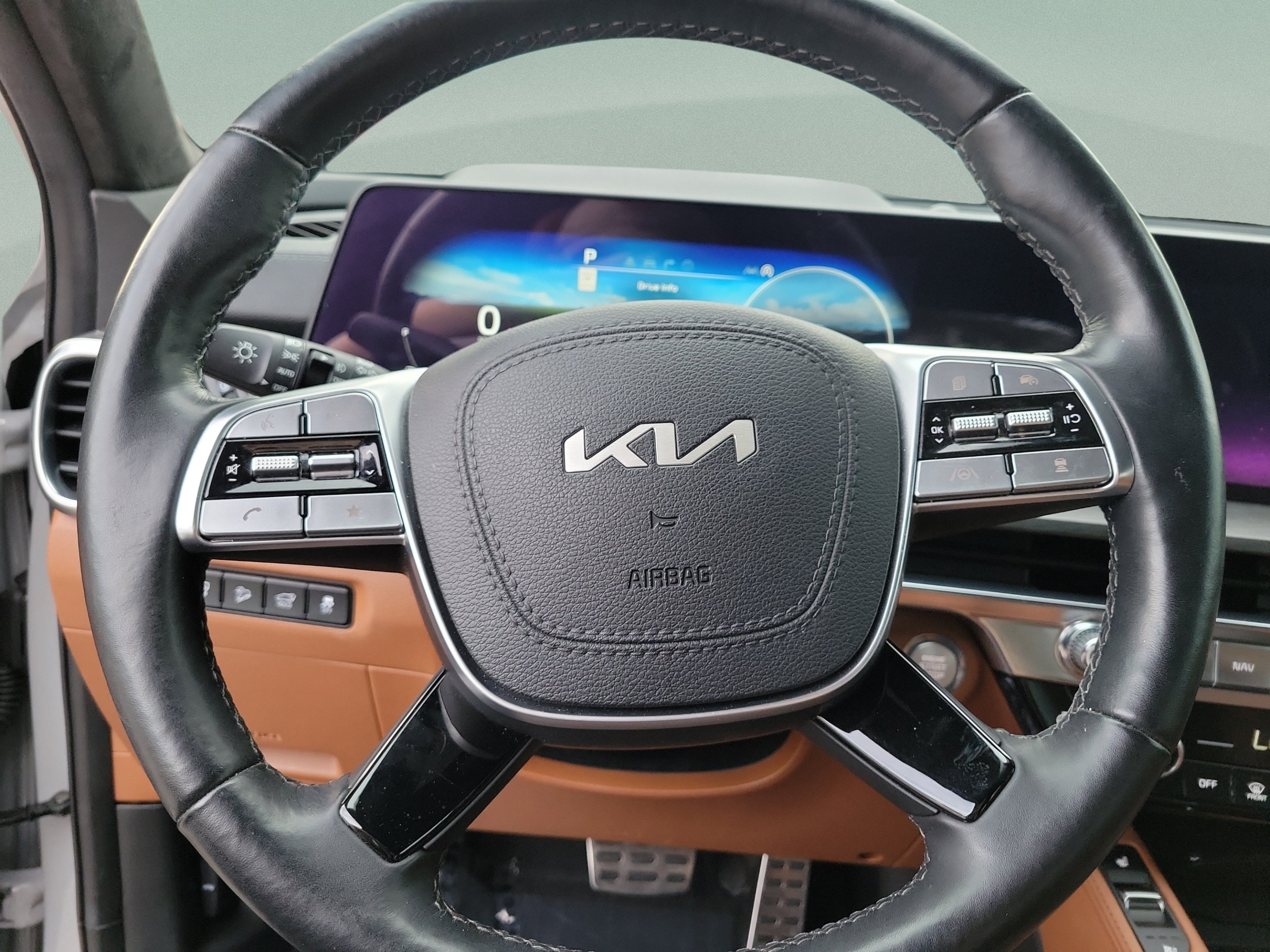 Certified 2024 Kia Telluride SX Prestige X-Line AWD/4WD image 17