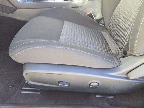 Used 2023 Dodge Challenger R/T w/ Blacktop Package image 26