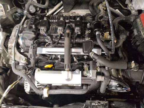 Used 2025 Nissan Versa S w/ Trunk Package FWD image 30