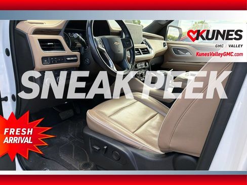 Used 2021 Chevrolet Tahoe Premier w/ Premium Package AWD/4WD image 7