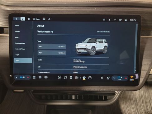 Used 2024 Rivian R1S Adventure AWD/4WD image 29