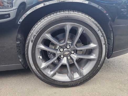 Used 2021 Dodge Challenger R/T Scat Pack RWD image 15