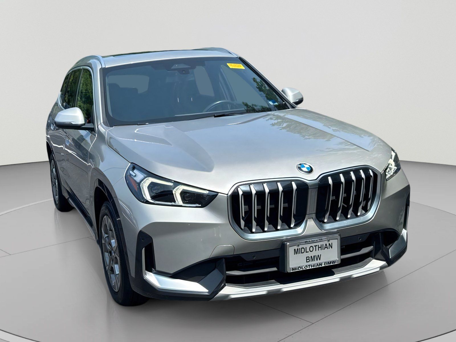 Used 2023 BMW X1 xDrive28i w/ Convenience Package AWD/4WD image 9