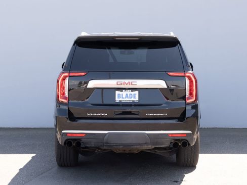 Used 2021 GMC Yukon Denali w/ LPO, Illumination Package AWD/4WD image 27