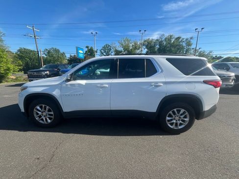 Used 2019 Chevrolet Traverse LT FWD image 21