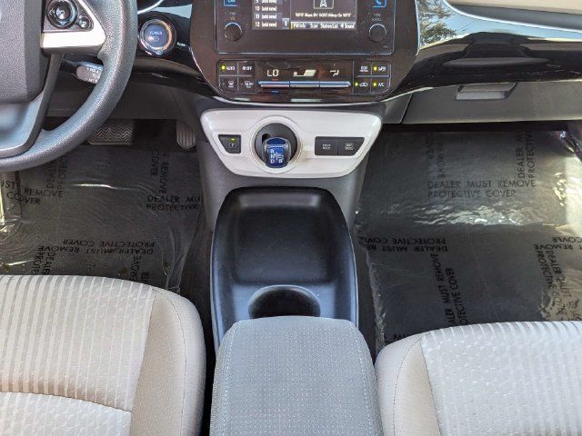 Used 2016 Toyota Prius Two FWD image 17