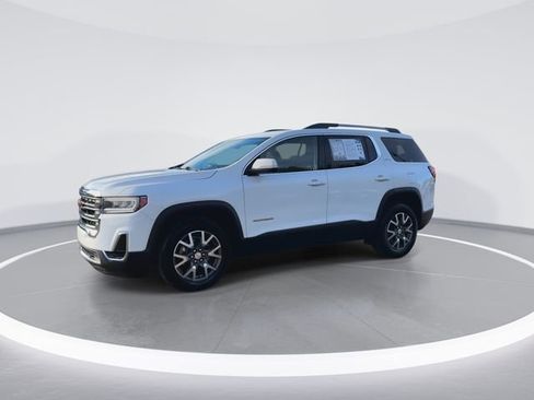 Used 2020 GMC Acadia SLE w/ Driver Convenience Package image 4