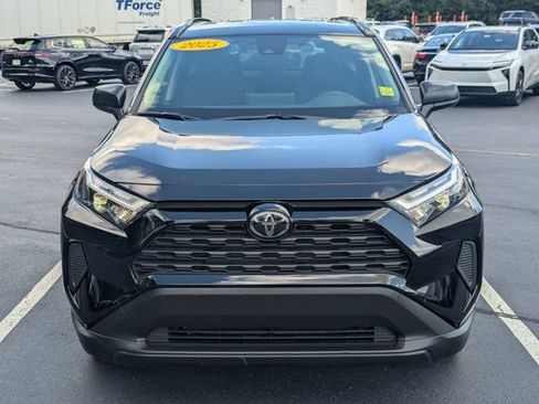 Used 2025 Toyota RAV4 LE AWD/4WD image 2