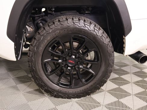 Used 2023 Toyota Tundra SR5 image 17