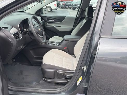 Used 2021 Chevrolet Equinox LS AWD/4WD image 9