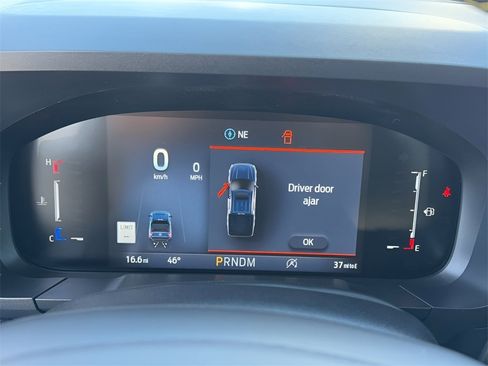 New 2025 Ford Maverick Lobo image 8