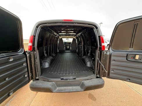 New 2025 Chevrolet Express 3500 Extended w/ Driver Convenience Package image 11