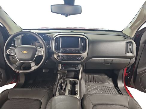 Used 2019 Chevrolet Colorado LT w/ LT Convenience Package AWD/4WD image 11