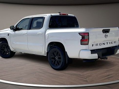 New 2026 Nissan Frontier SV w/ Tow Package RWD image 3