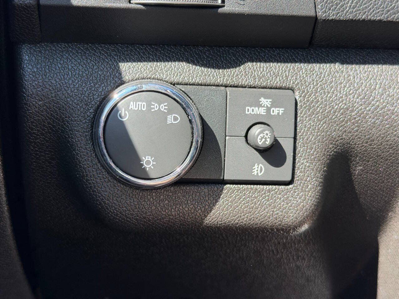 Used 2012 Chevrolet Traverse LT AWD/4WD image 18