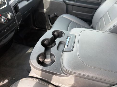 Used 2014 RAM 1500 Tradesman RWD image 31