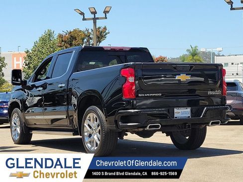 Certified 2023 Chevrolet Silverado 1500 High Country w/ High Country Premium Package AWD/4WD image 13