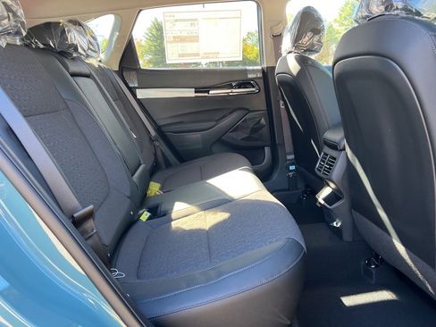 New 2026 Kia Seltos S image 13